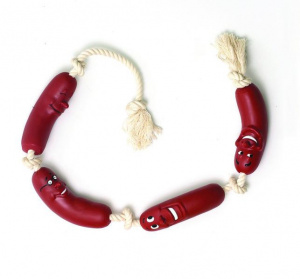 Trixie Игрушка для собак Сардельки на верёвке с ручкой 50 см